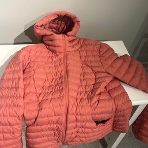 Lululemon puffer coat